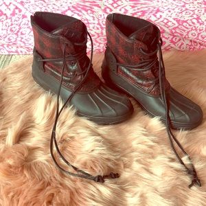 Sperry Waterproof Plaid Boots